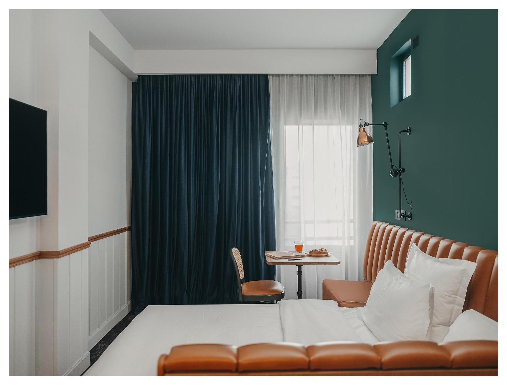 1.75 Paris Le Charme Hotel ภายนอก รูปภาพ