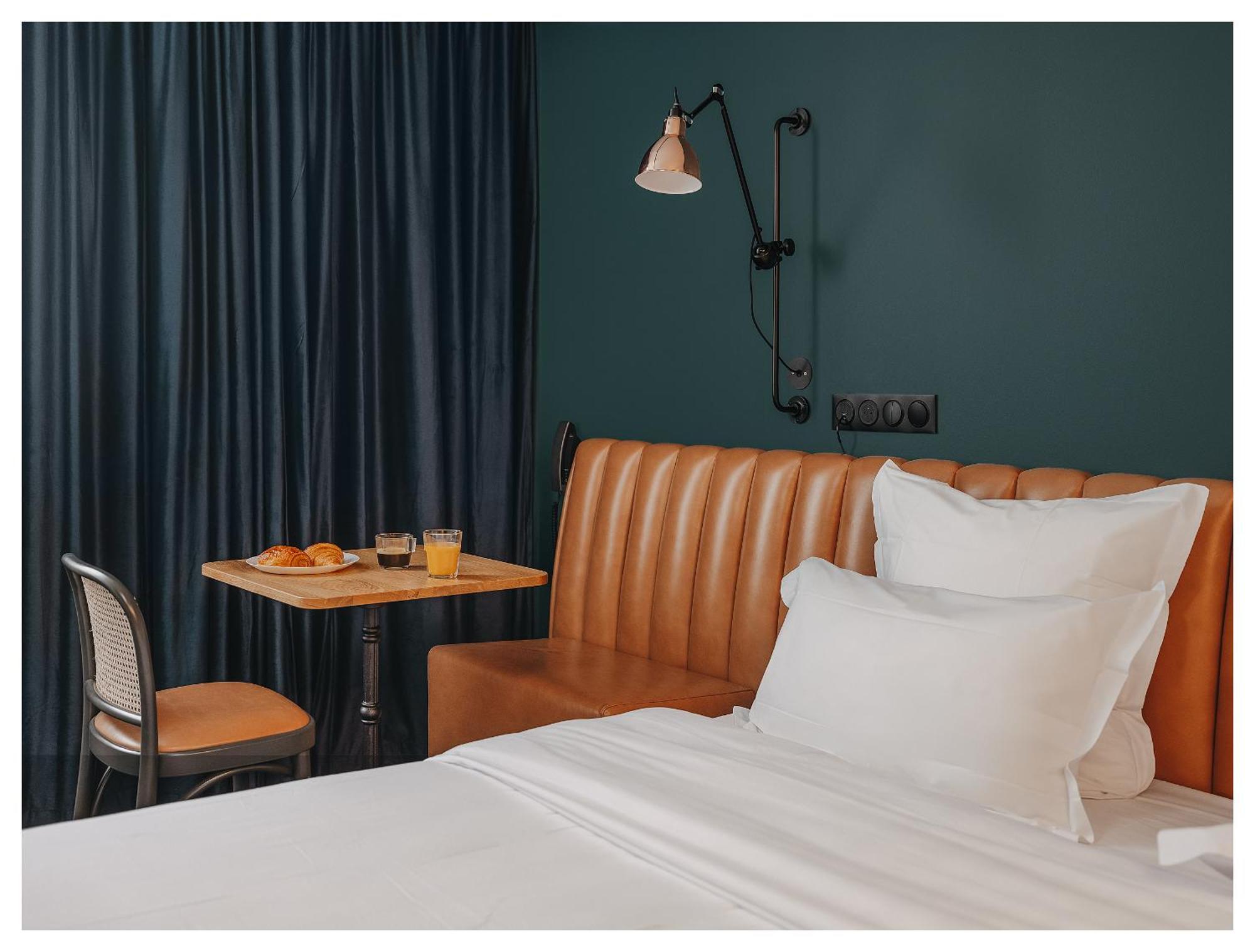 1.75 Paris Le Charme Hotel ภายนอก รูปภาพ